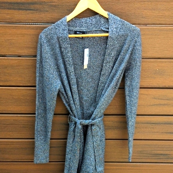 Reitmans Cashmere Blend Gray Open Front Belted Sweater Cardigan - Medium NWT - Picture 1 of 5